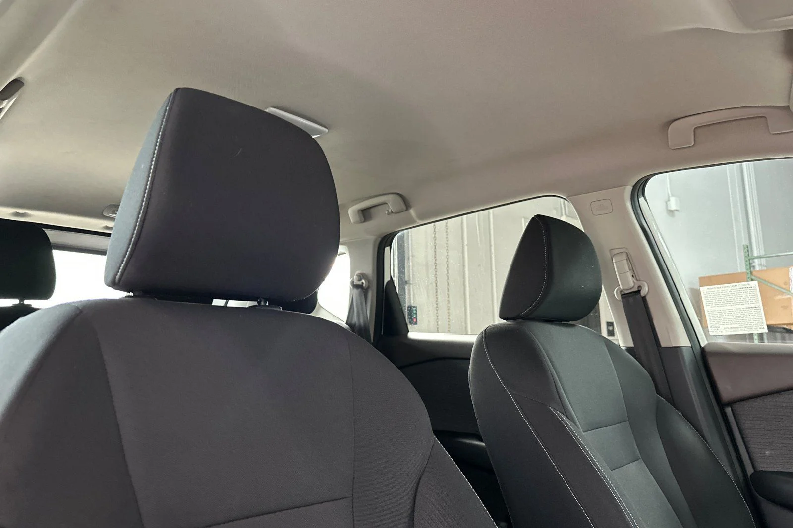 Used 2023 White Nissan S image 18