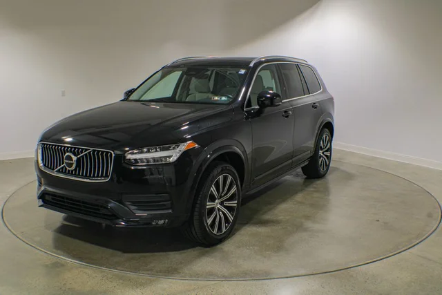 2023 Volvo XC90 B5 Core