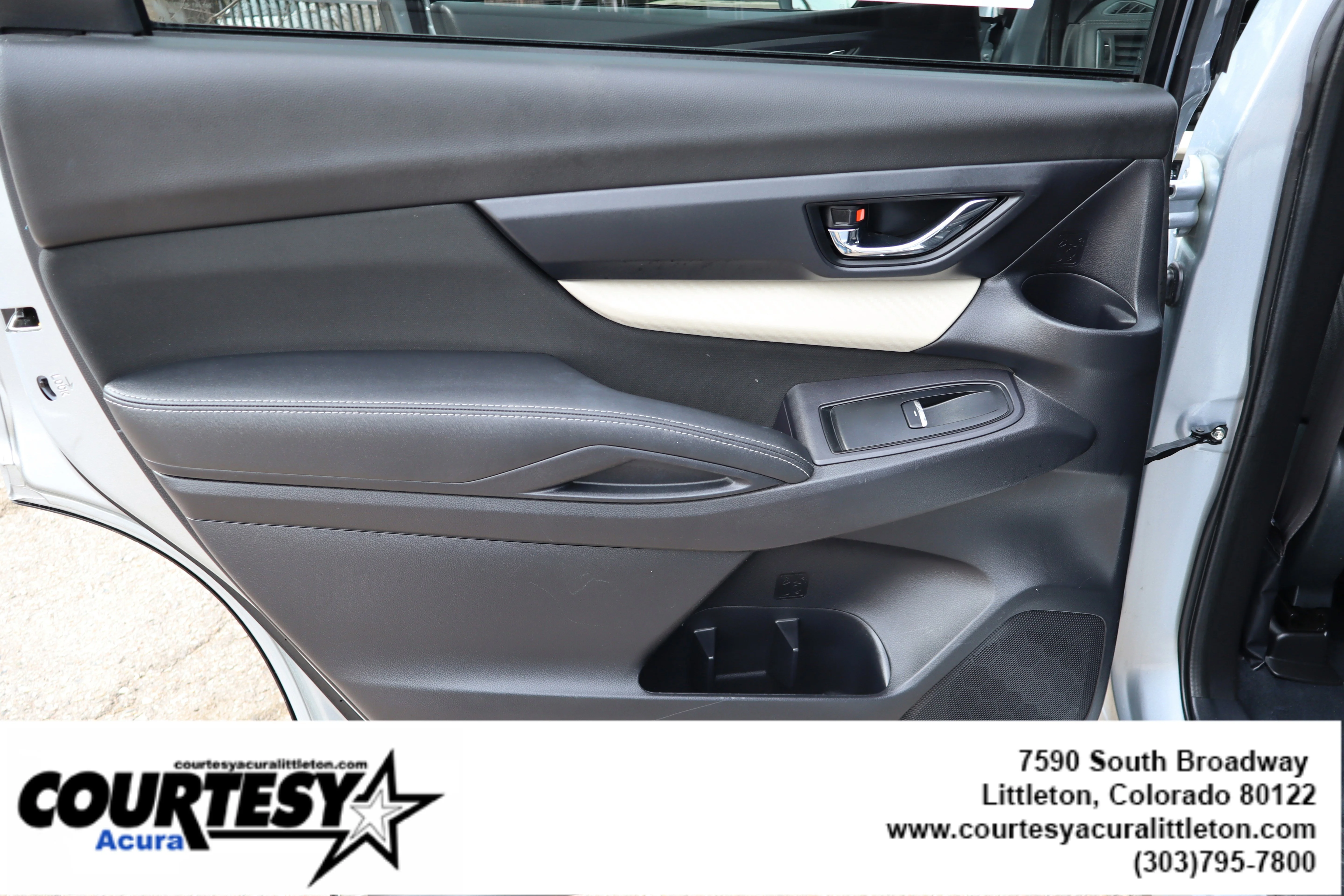 Used 2021 Ice Silver Metallic Subaru Premium image 22
