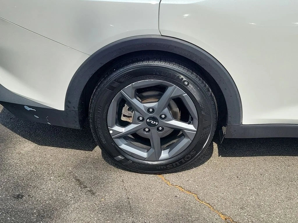 2025 Kia K4 LXS - Photo 6