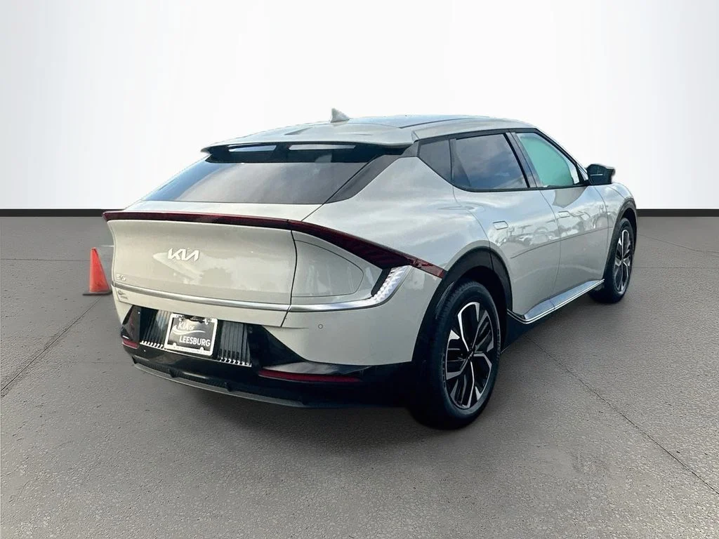 Certified Used 2023  Kia Wind image 7