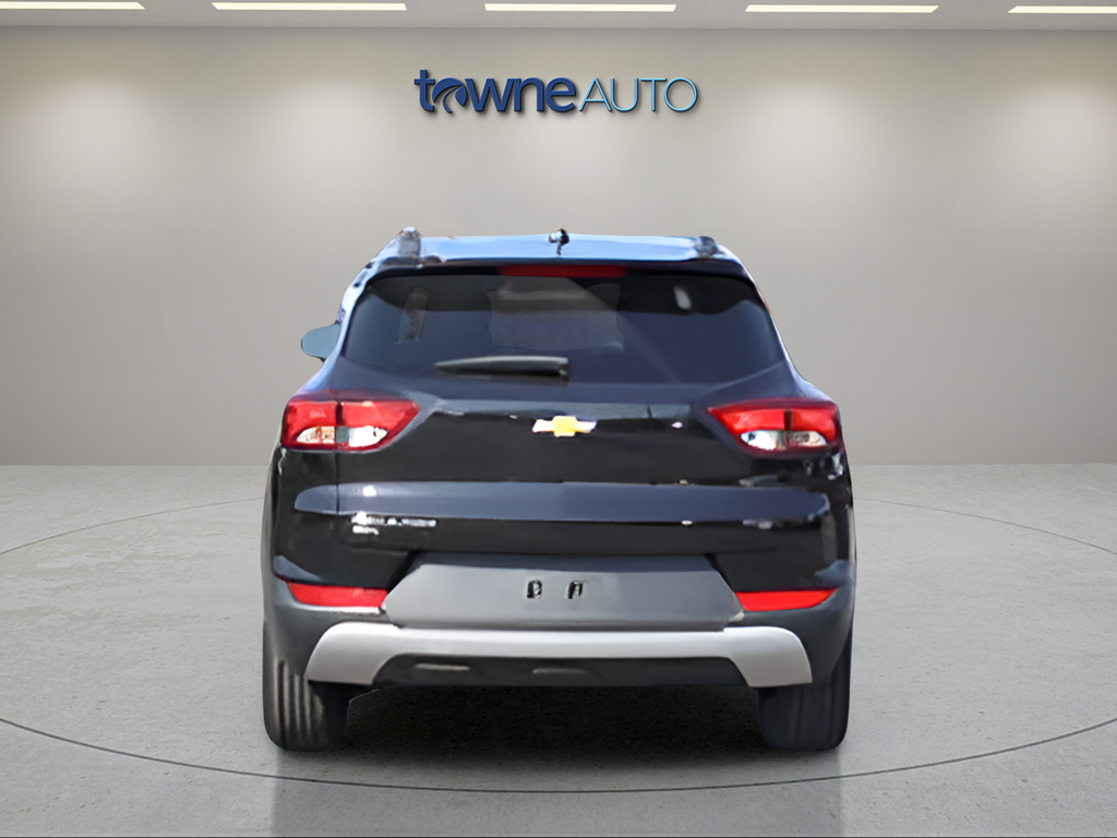 Used 2023 Black Chevrolet LT image 4