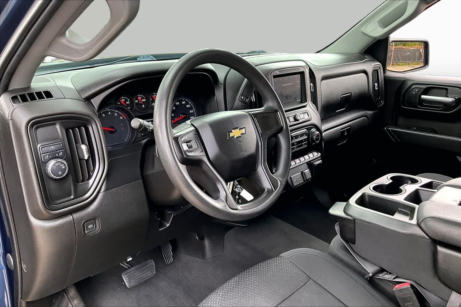 Used 2021 NORTHSKY BLUE METALLIC Chevrolet Custom image 18