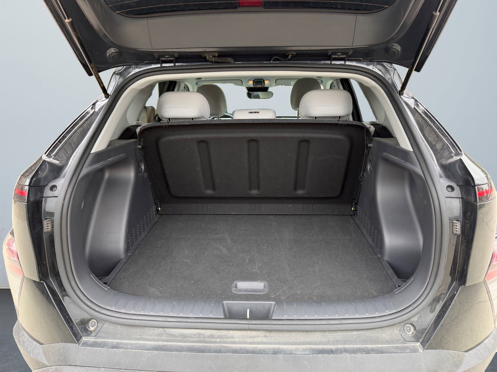 2025 Hyundai Kona SEL - Photo 14
