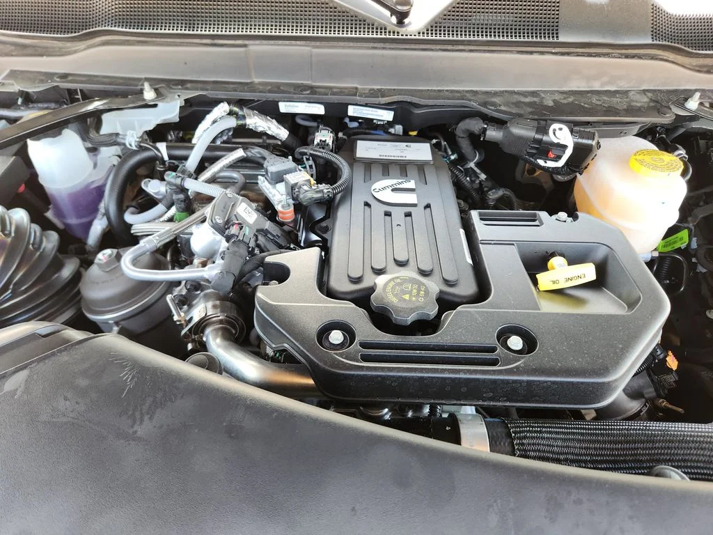 New 2027 Ceramic Gray Clearcoat RAM Big Horn image 23