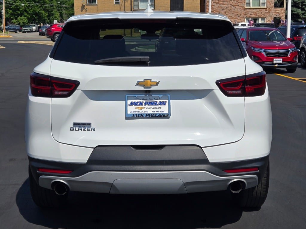 2025 Chevrolet Blazer 2LT - Photo 13