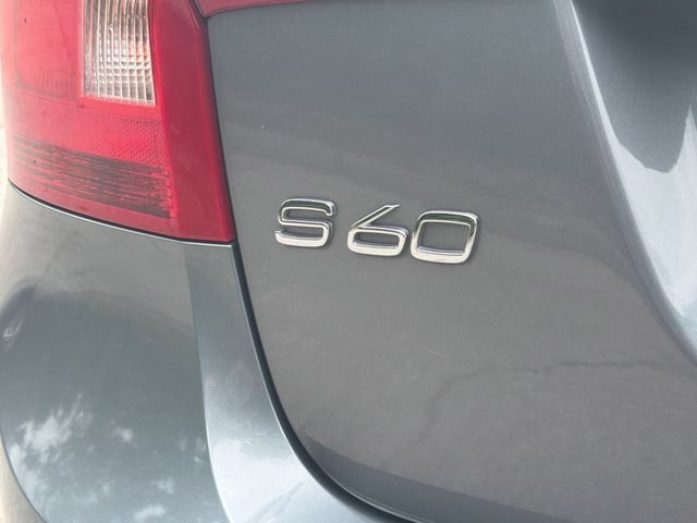Used 2016 Gray Metallic Volvo T5 Drive-E Premier image 11