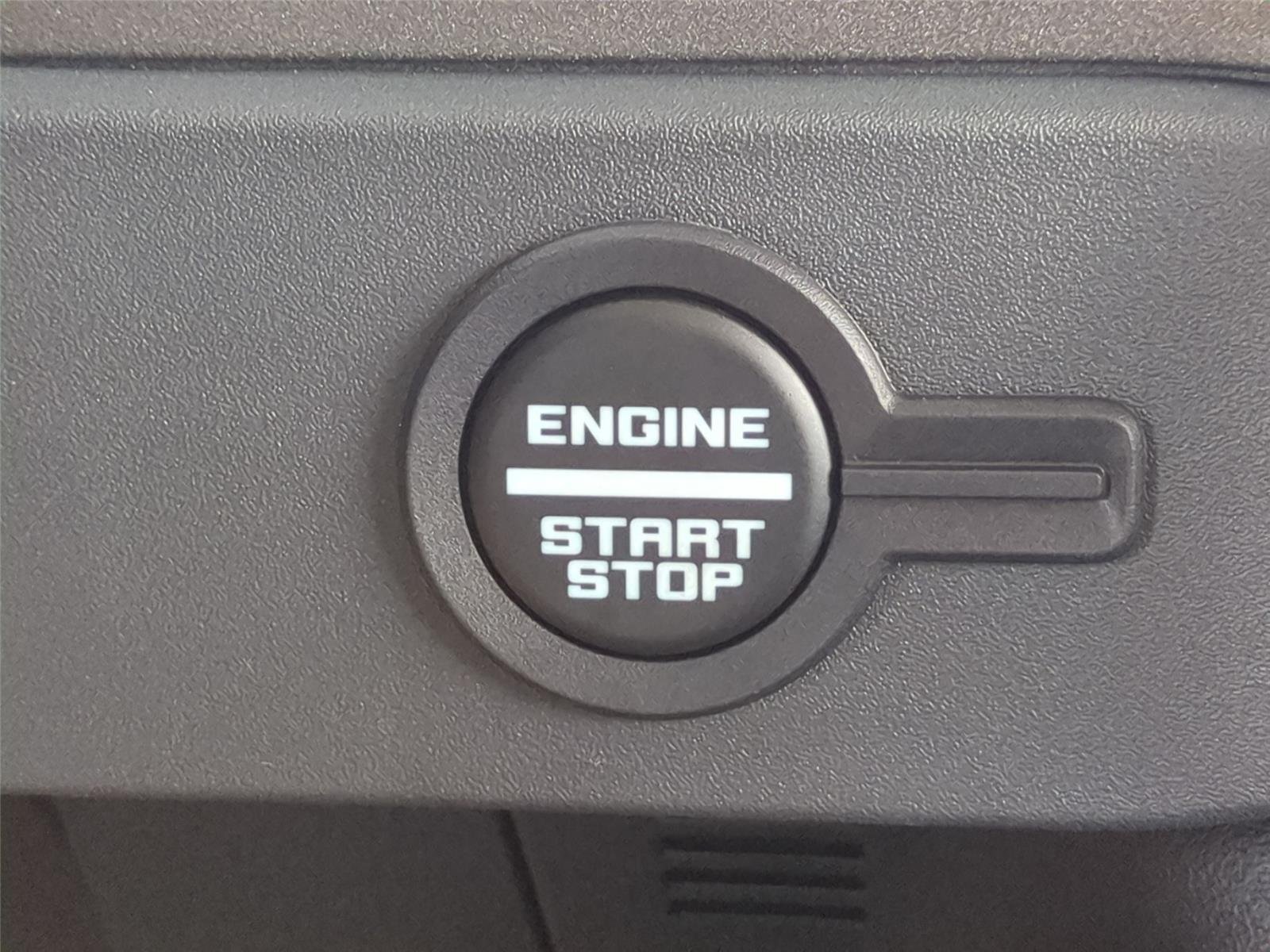New 2026 Desert Sand Ford Badlands® image 30