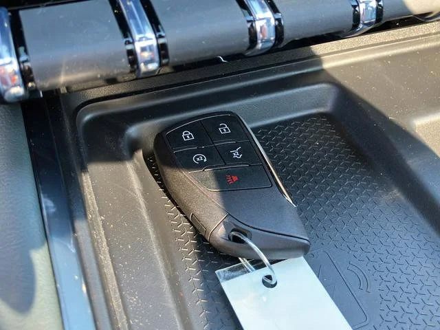2026 GMC Acadia AT4 - Photo 12