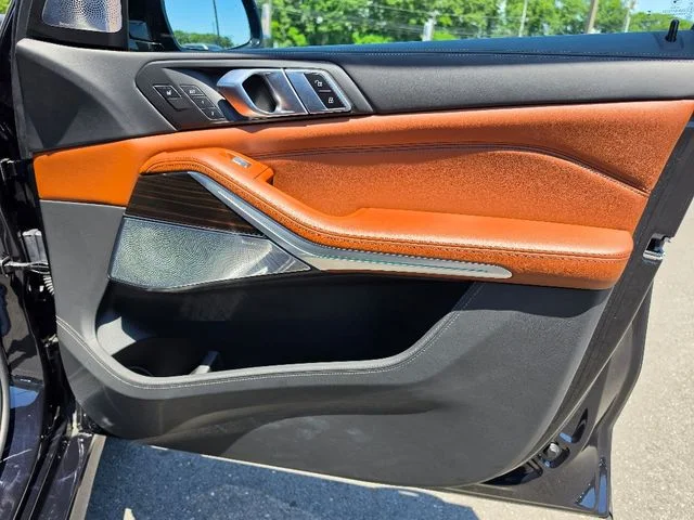 2023 BMW X7 M60i - Photo 10