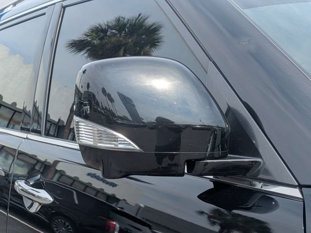 Used 2019 Black INFINITI LUXE image 10