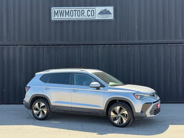 2025 Volkswagen Taos 1.5T SE