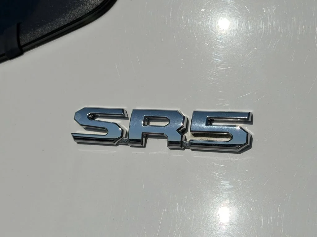 Used 2023 White Toyota SR5 image 14