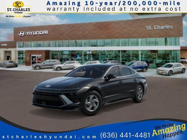 New 2026 Black Hyundai SE image 1
