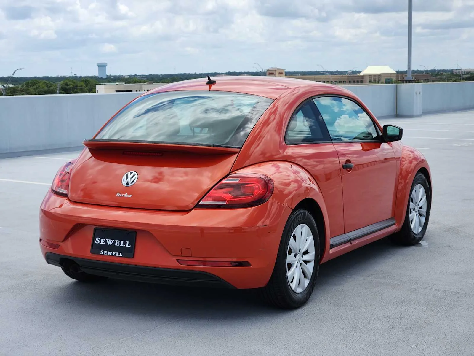 Used 2018 Habanero Orange Metallic Volkswagen S image 7