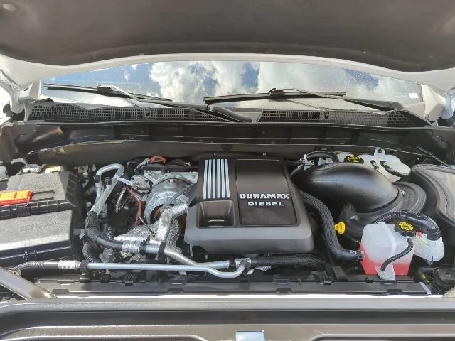 Used 2024 Summit White GMC AT4 image 25