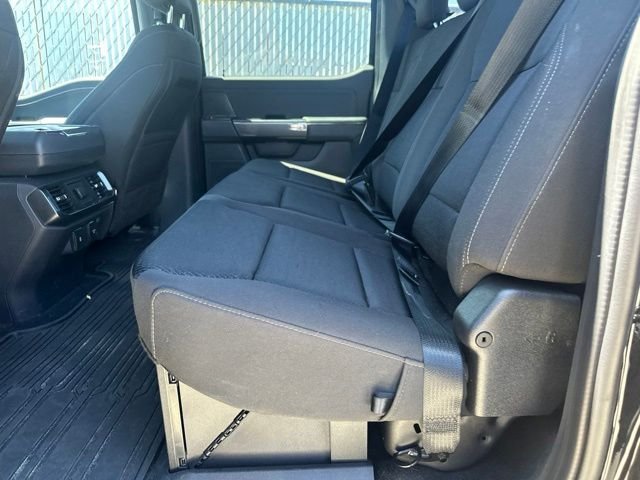 Used 2023 Black Ford XLT image 11