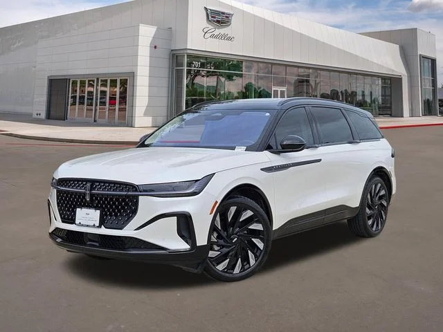 2026 Lincoln Nautilus Reserve AWD's photo