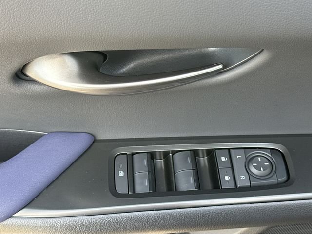 2026 Lexus UX Hybrid 300h Premium - Photo 28