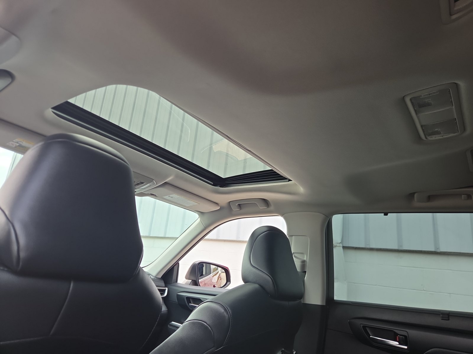 2020 Toyota Highlander XLE - Photo 19