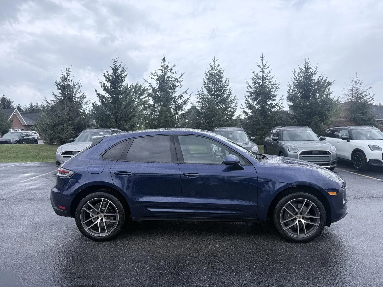 Used 2026 Gentian Blue Metallic Porsche T image 8