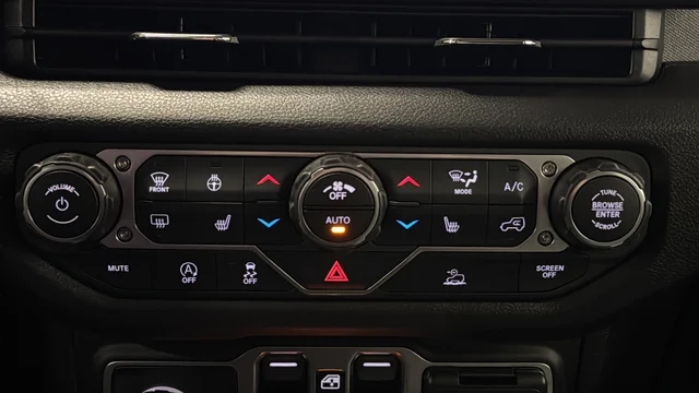 New 2026 Reign Exterior Paint Jeep Sport S image 17