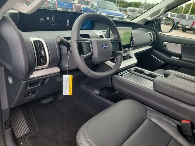 New 2027 Black Metallic Ford Active image 22