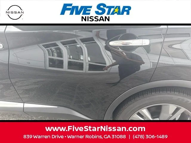Used 2024 Black Nissan Platinum image 14