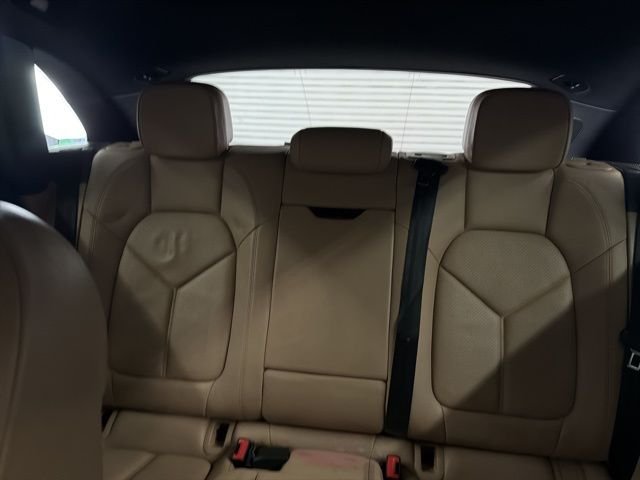 Used 2019 Jet Black Metallic Porsche Base image 13
