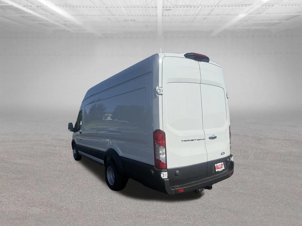 New 2026 Oxford White Ford Cargo Van image 7