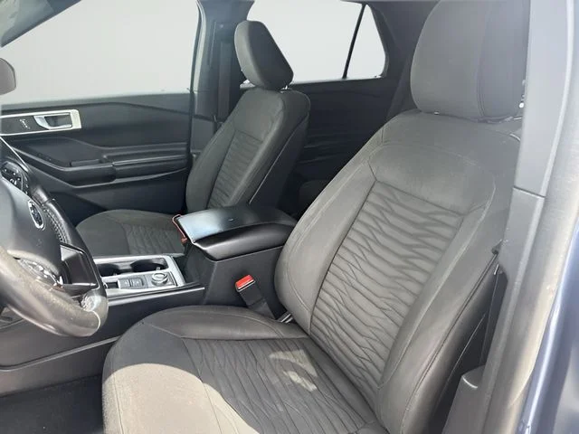 Used 2020 Blue Ford XLT image 19
