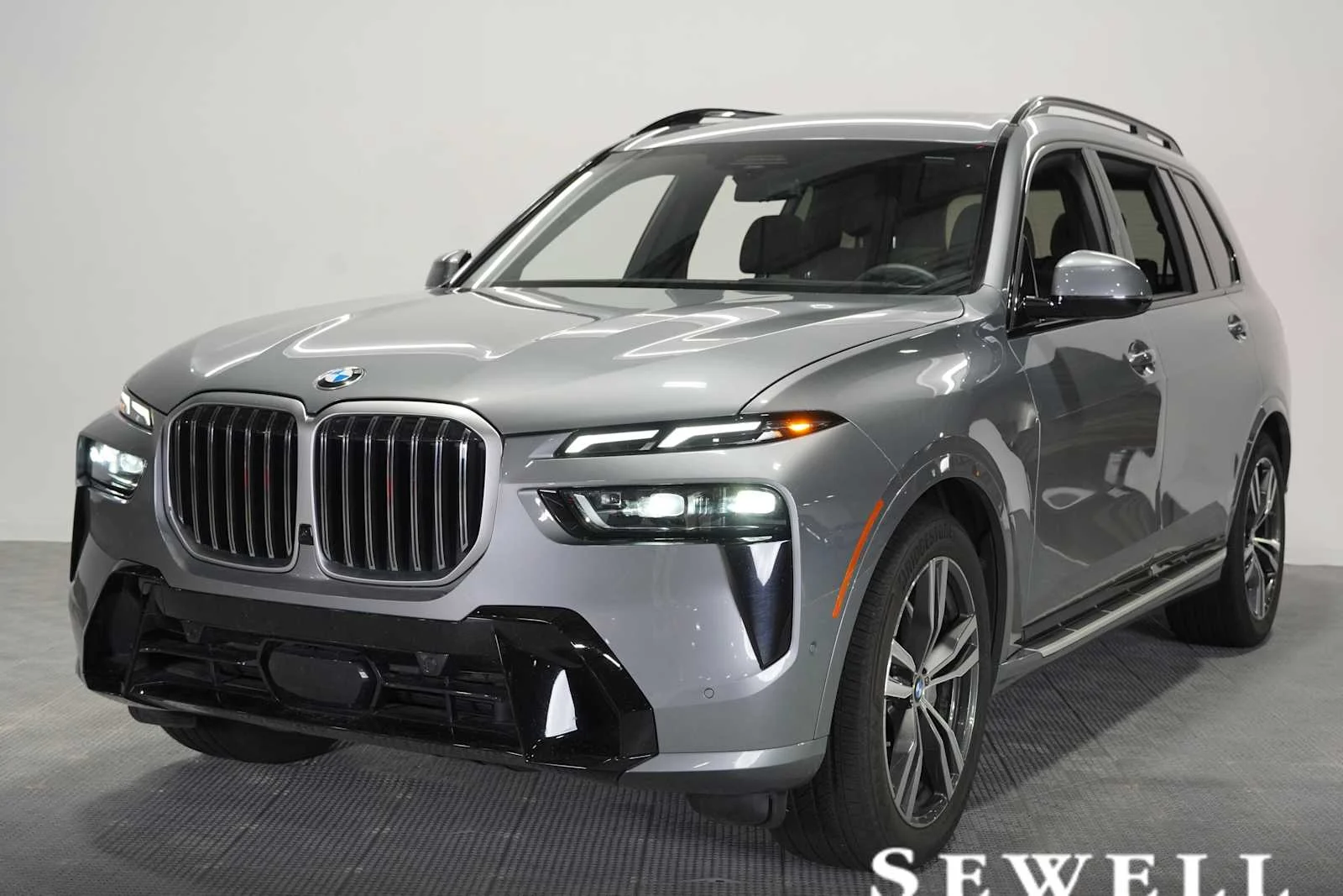 2026 BMW X7 xDrive40i's photo