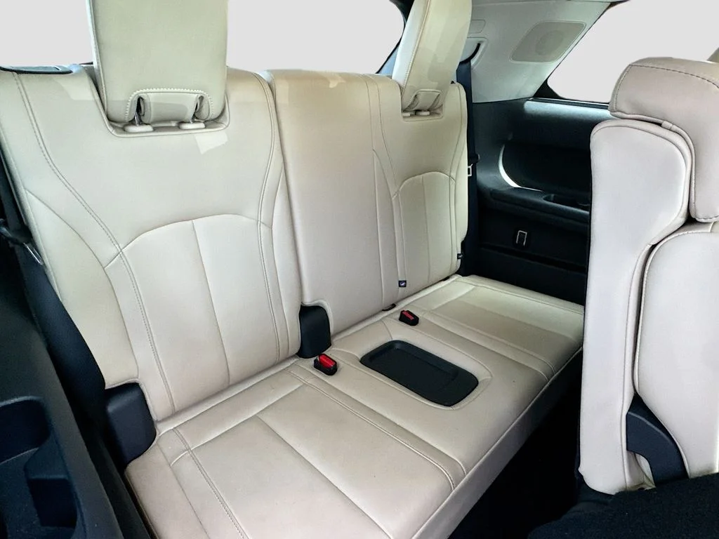 Certified Used 2023 White INFINITI Sensory image 30