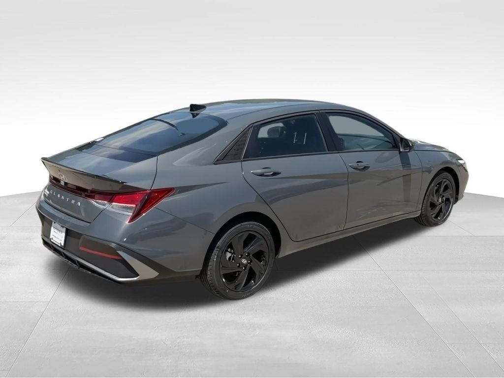 New 2026 Gray Hyundai SEL Sport image 8
