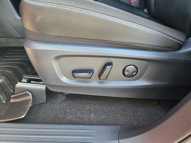 Used 2026 Red Nissan SL image 12