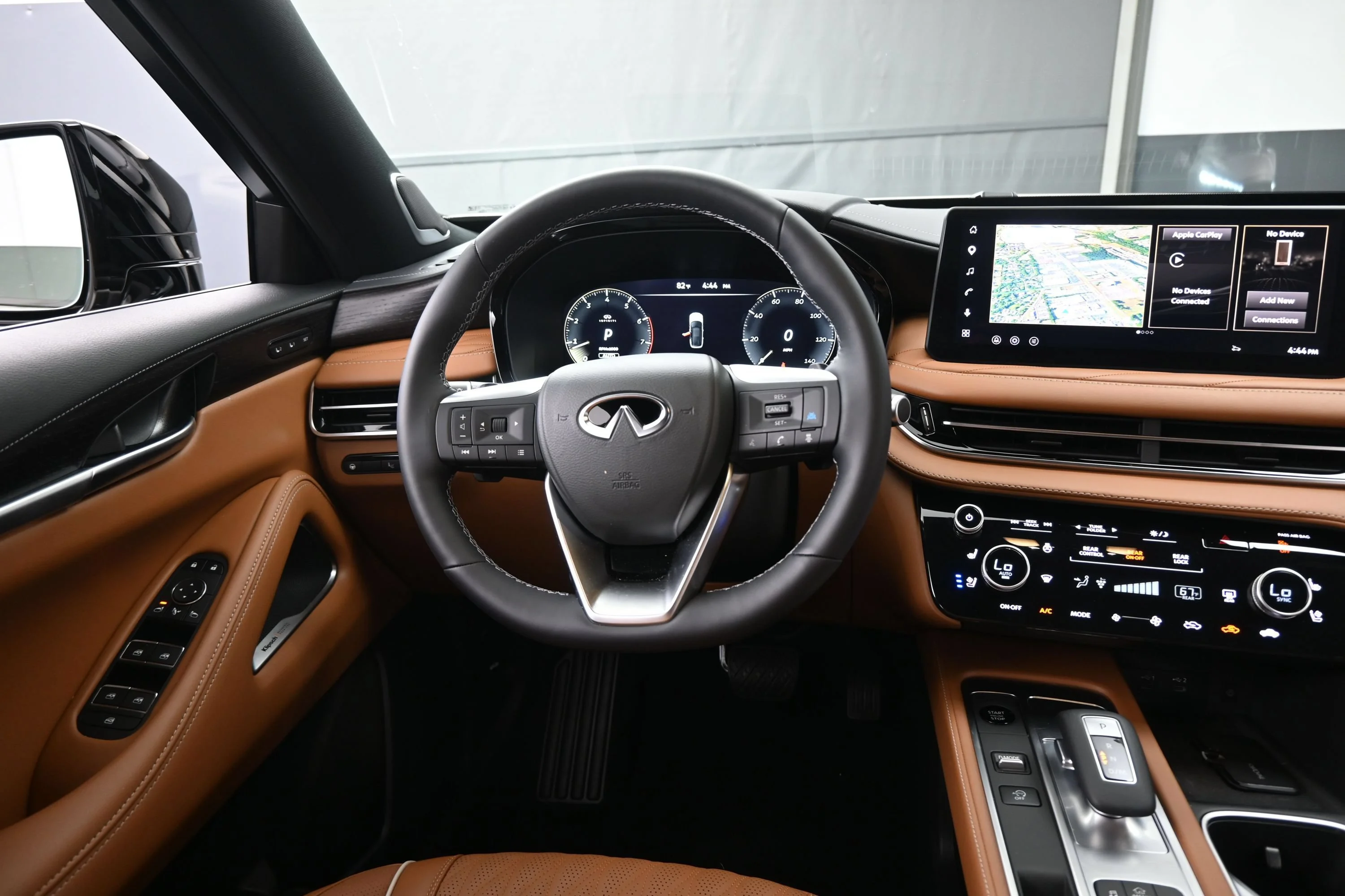 Used 2026 Warm Titanium/Black Obsidian INFINITI AUTOGRAPH image 12