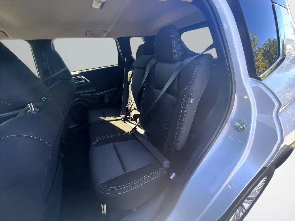 Used 2022 Gray Mitsubishi ES image 27