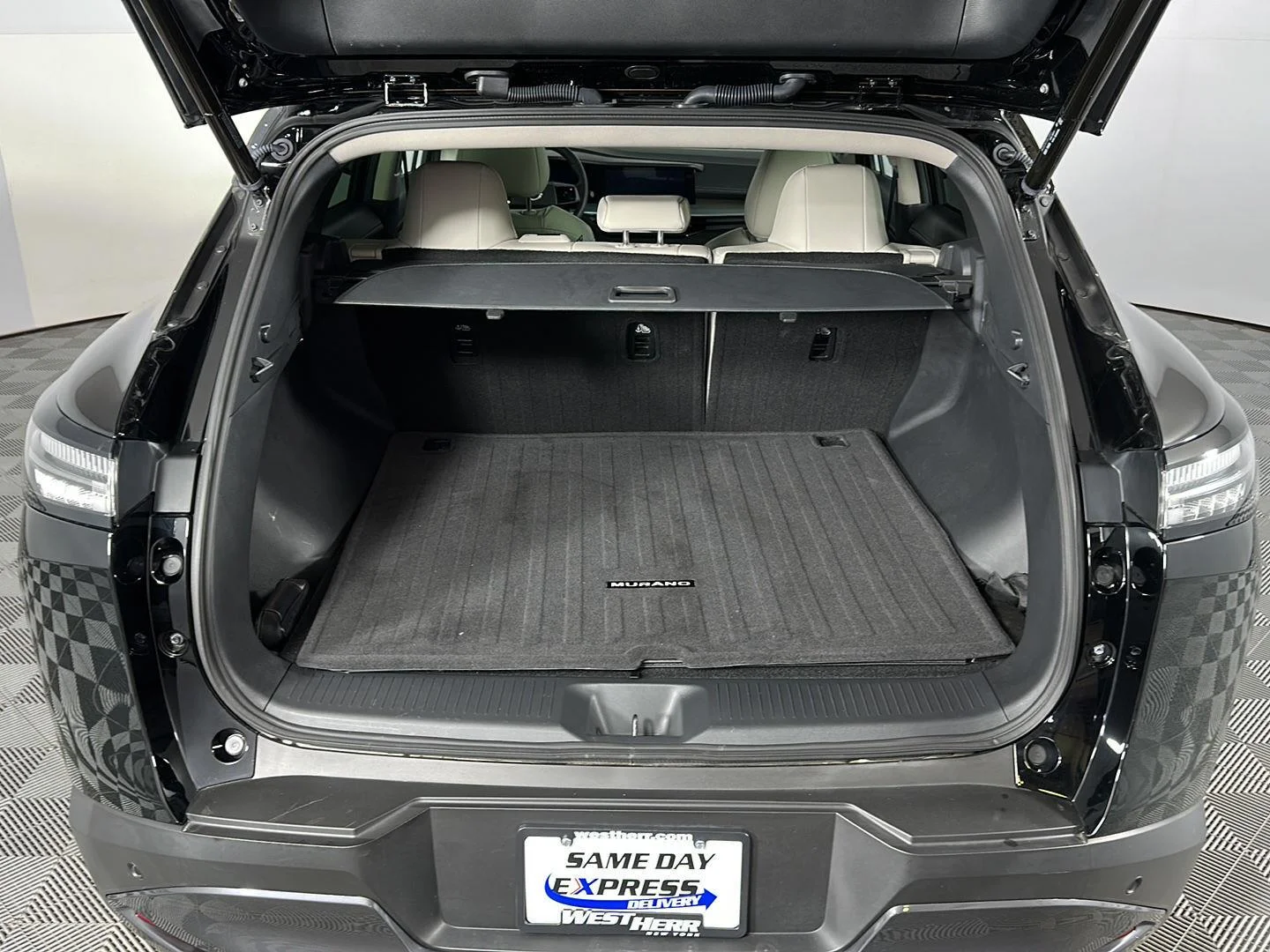 Used 2025 Super Black Nissan SL image 14