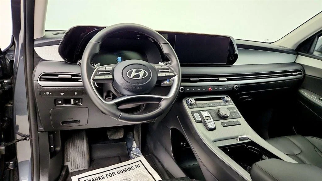 Used 2025 Steel Graphite Hyundai XRT AWD image 14