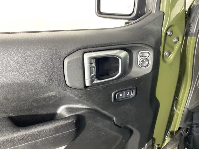 Used 2022 Green Jeep Unlimited Willys image 13