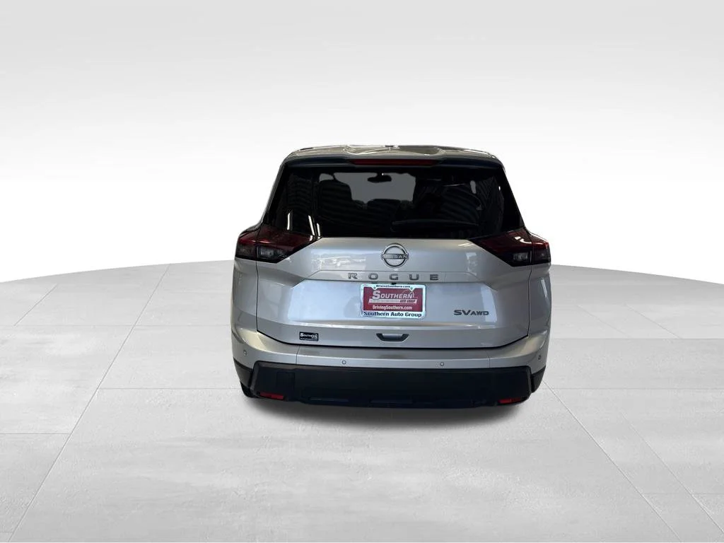 Used 2024 Silver Nissan SV image 7