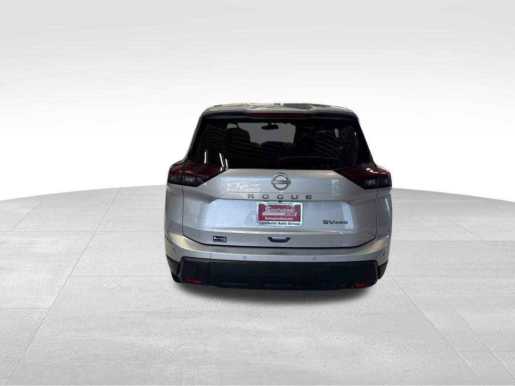 Used 2024 Silver Nissan SV image 7