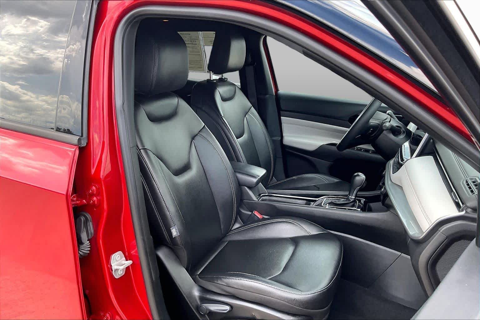 2025 Jeep Compass Limited - Photo 9