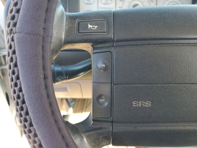 Used 1996 White Ford XLT image 11