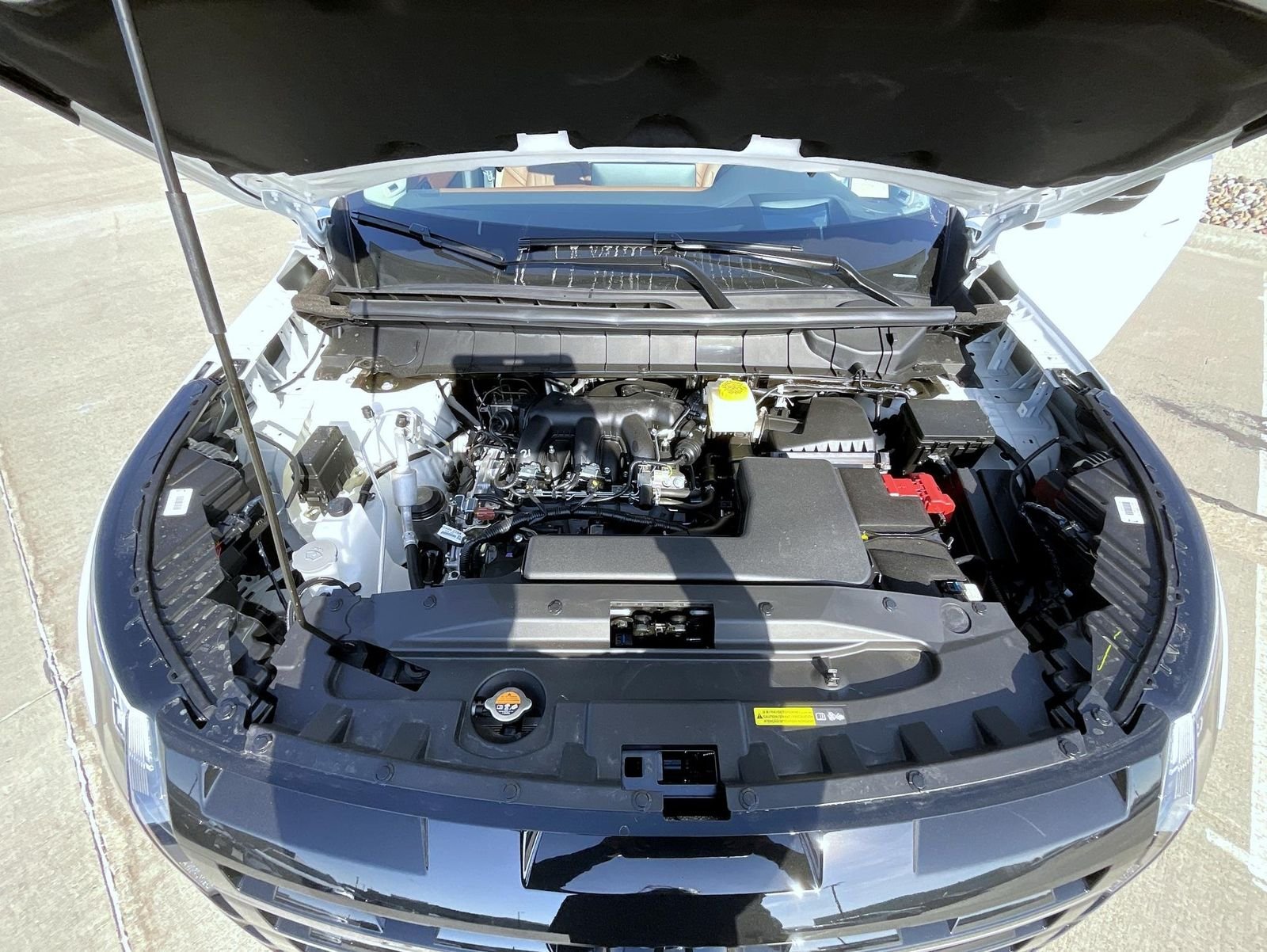 New 2026 White Nissan Platinum image 26