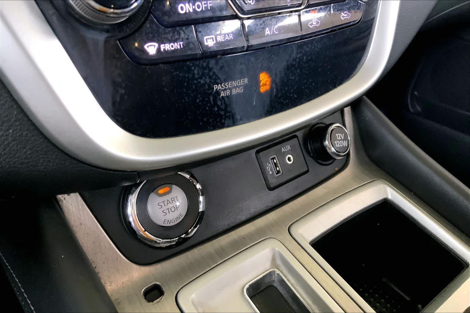 Used 2018 Magnetic Black Metallic Nissan S image 31