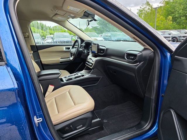 Used 2020 Blue Metallic Ford XLT image 12