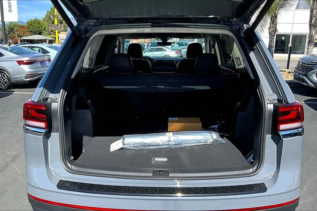 2026 Volkswagen Atlas SE w/Tech - Photo 25