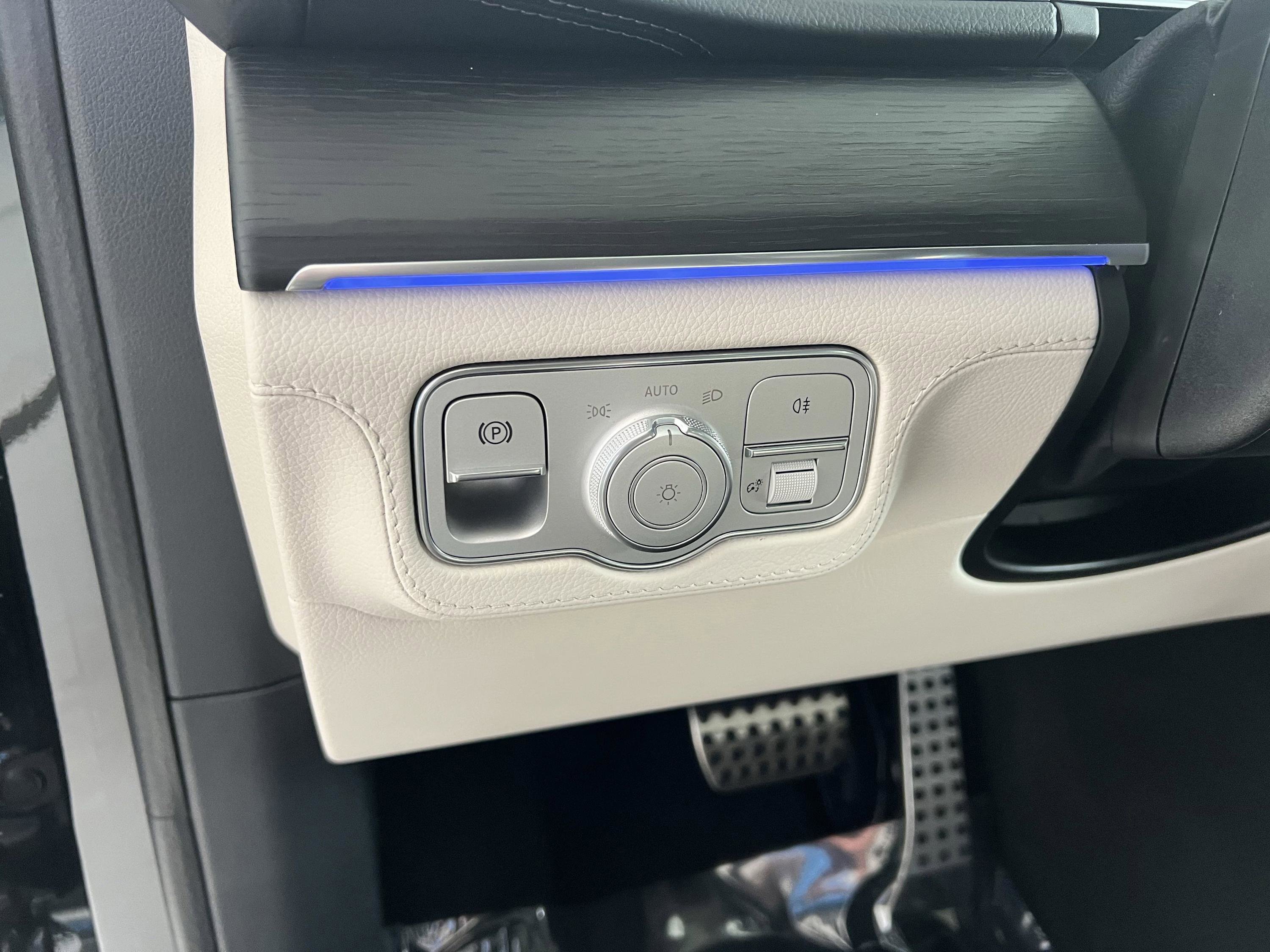 2025 Mercedes-Benz GLE AMG GLE 53 - Photo 17