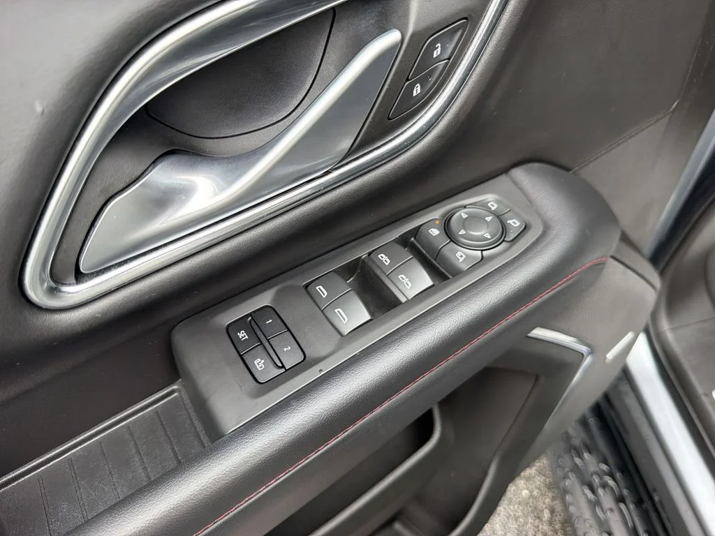 Used 2022 Gray Chevrolet RST image 30
